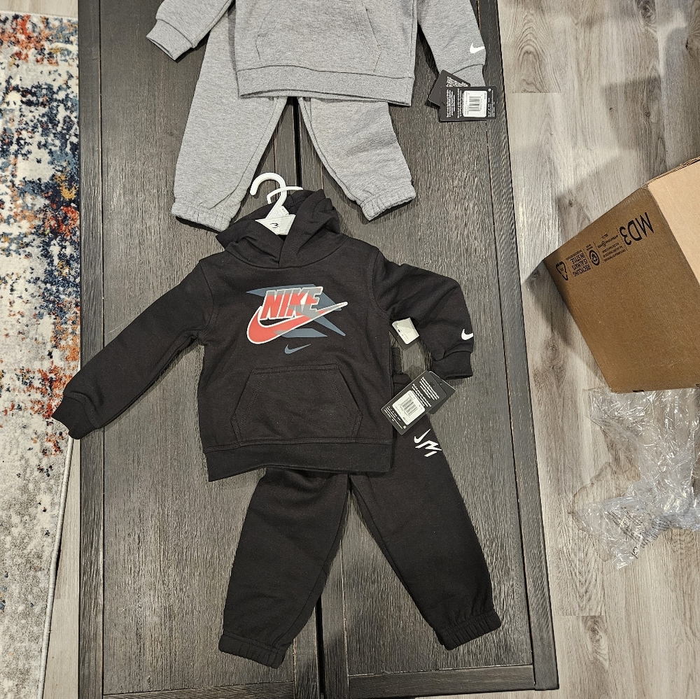 Nike hoodie sets